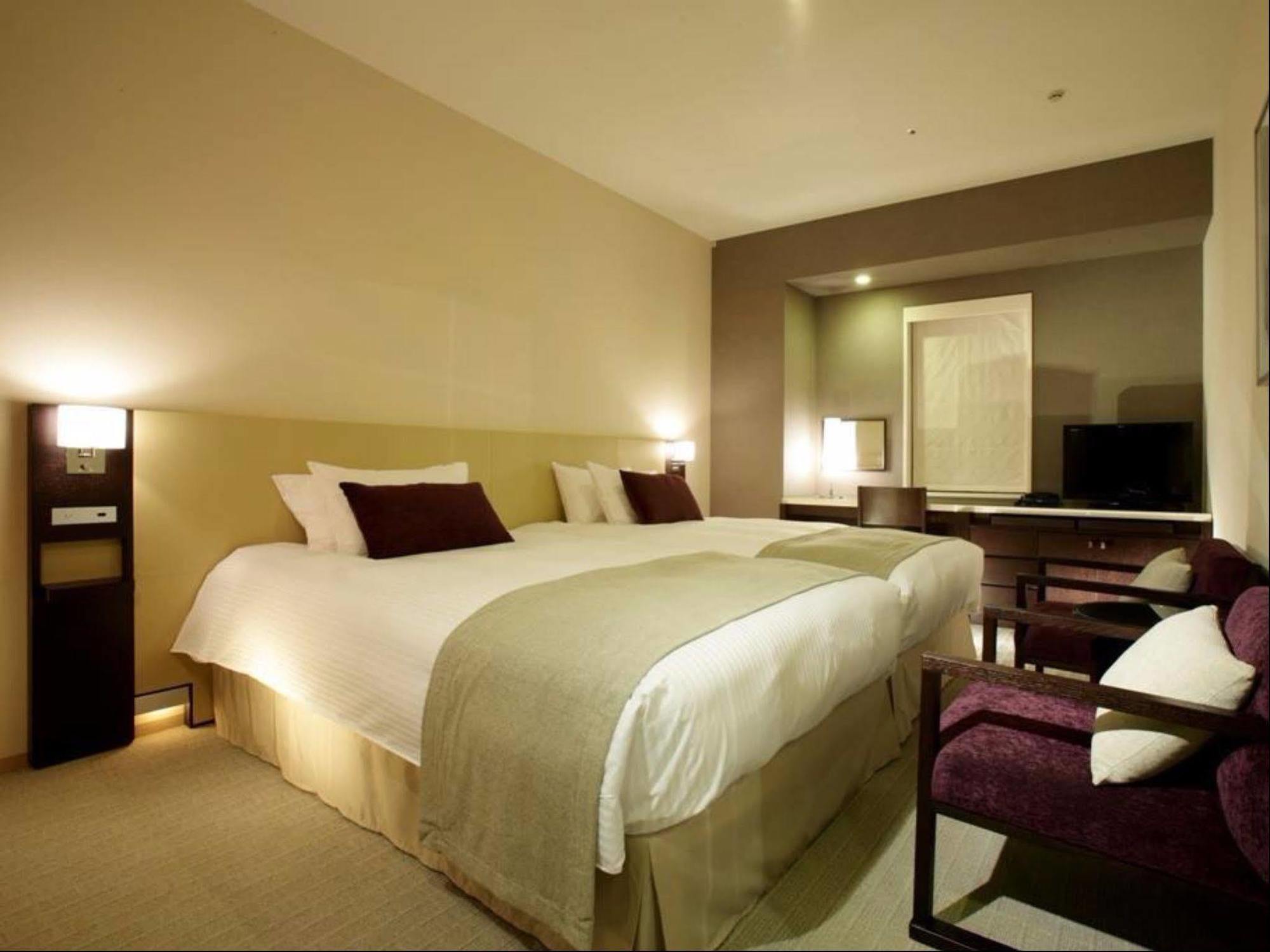 Koko Hotel Kobe Sannomiya Екстериор снимка